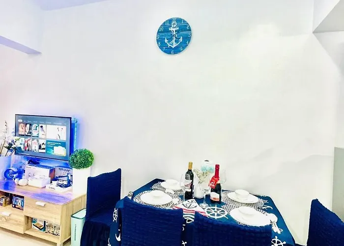Hotel Ocean Theme Navy Blue Deluxe With Ps4 And Balcony Overlooking Bay And Zoo Near Yacht Club And Star 5*